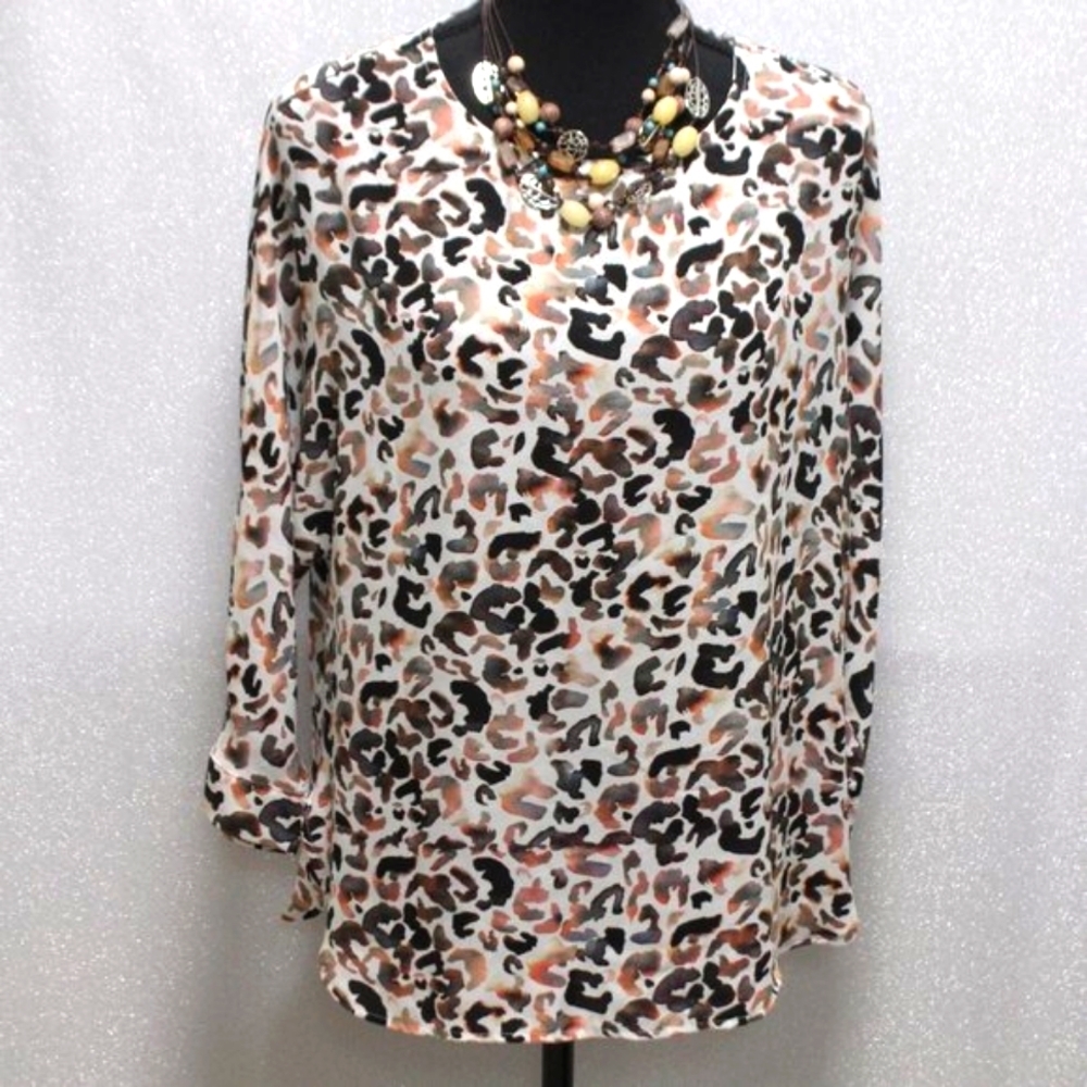 Veronica M. Leopard Print 3/4 Sleeve Polyester Top